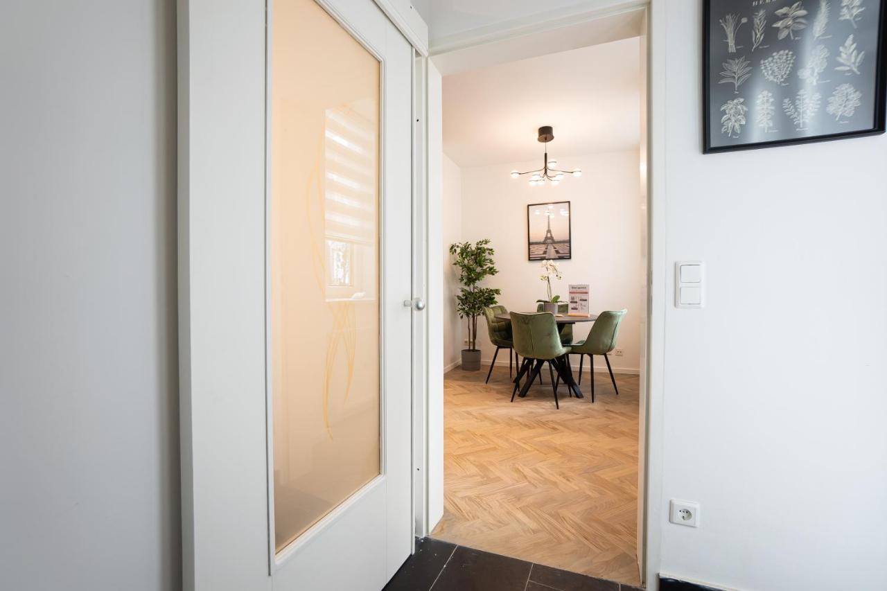 Brand-New Apartment In The 17Th District Of Виена Екстериор снимка