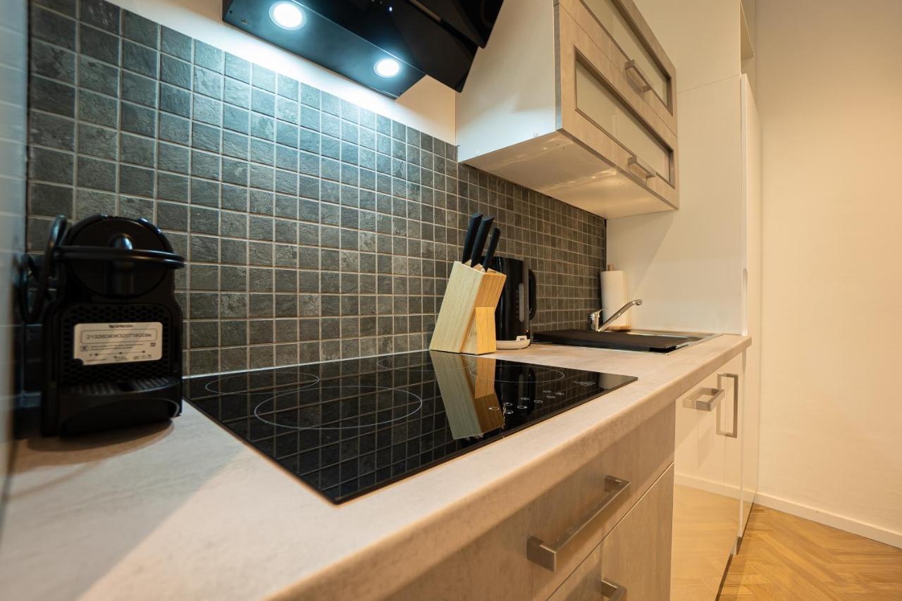 Brand-New Apartment In The 17Th District Of Виена Екстериор снимка