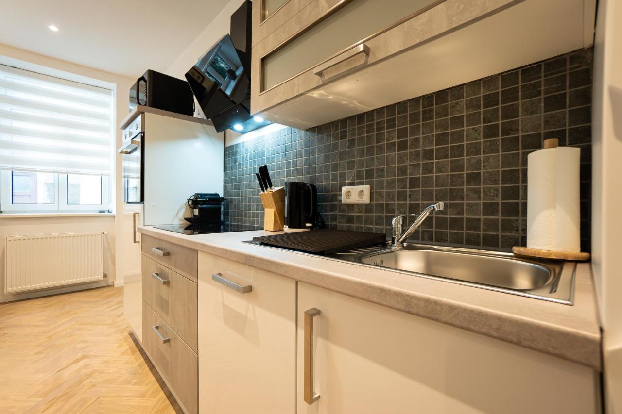 Brand-New Apartment In The 17Th District Of Виена Екстериор снимка