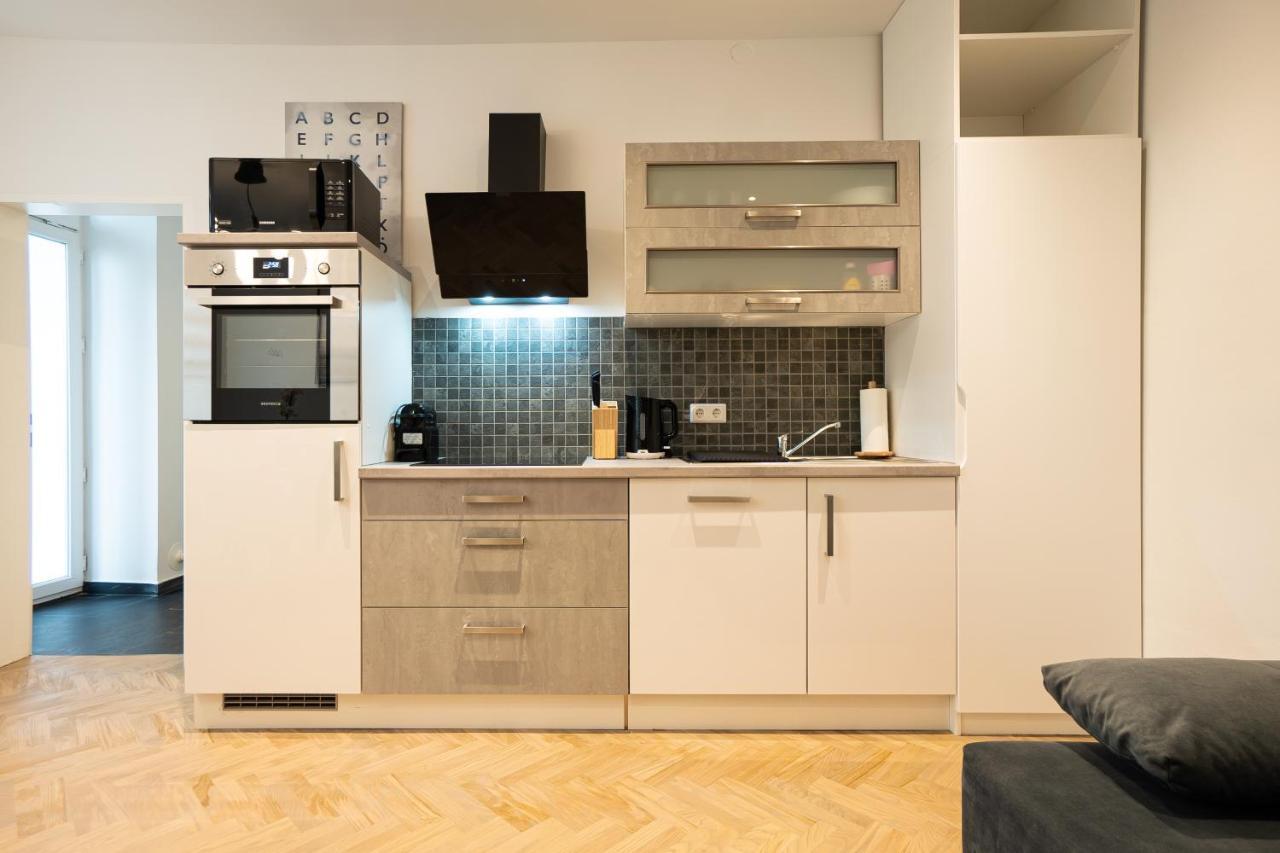 Brand-New Apartment In The 17Th District Of Виена Екстериор снимка