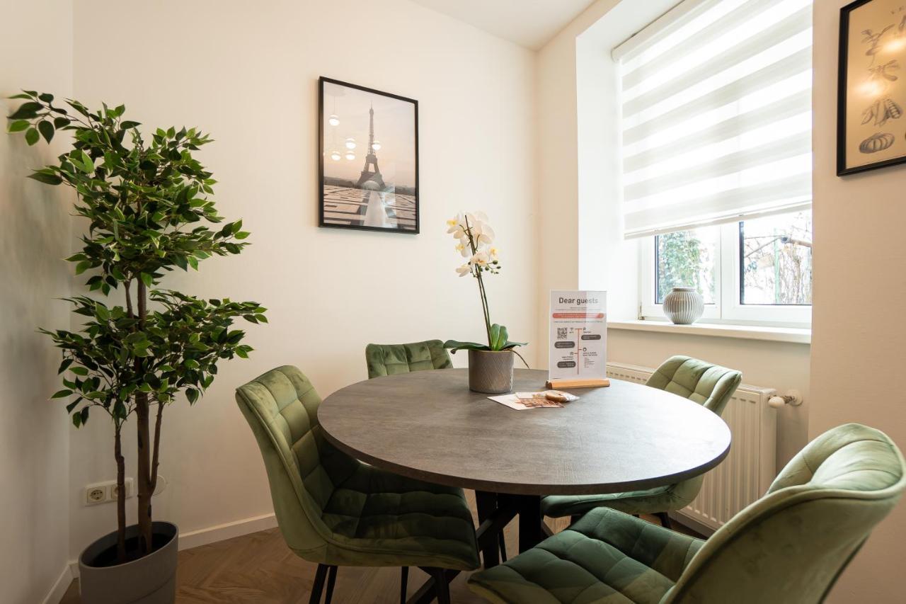 Brand-New Apartment In The 17Th District Of Виена Екстериор снимка